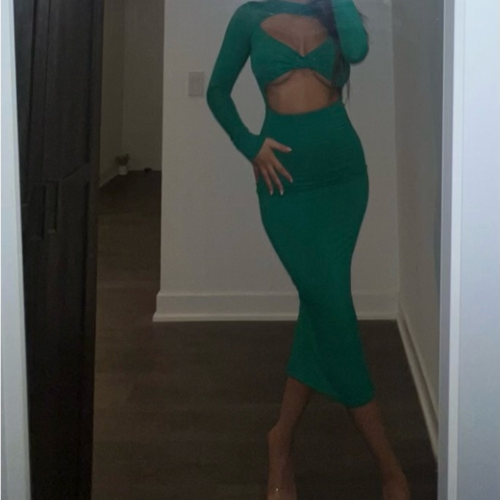 Naked Wardrobe Vibrant Green Dress 👗